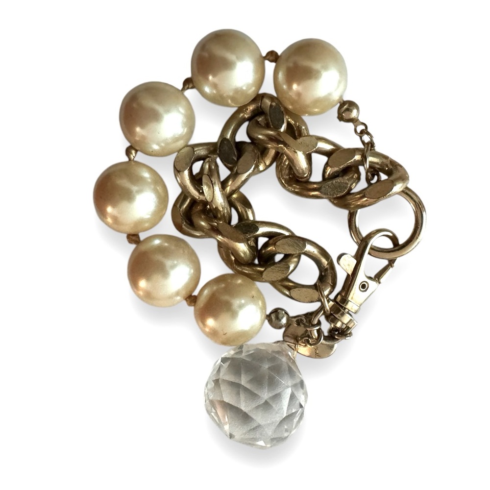 Betsey Johnson Gum Ball Pearl and curb Chain Bracelet Huge Crystal Ball